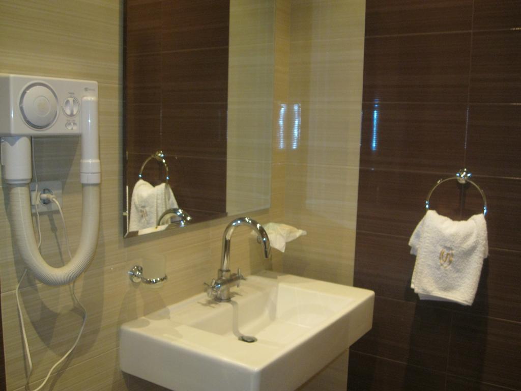 Splendor Resort And Restaurant 차그카조르 외부 사진